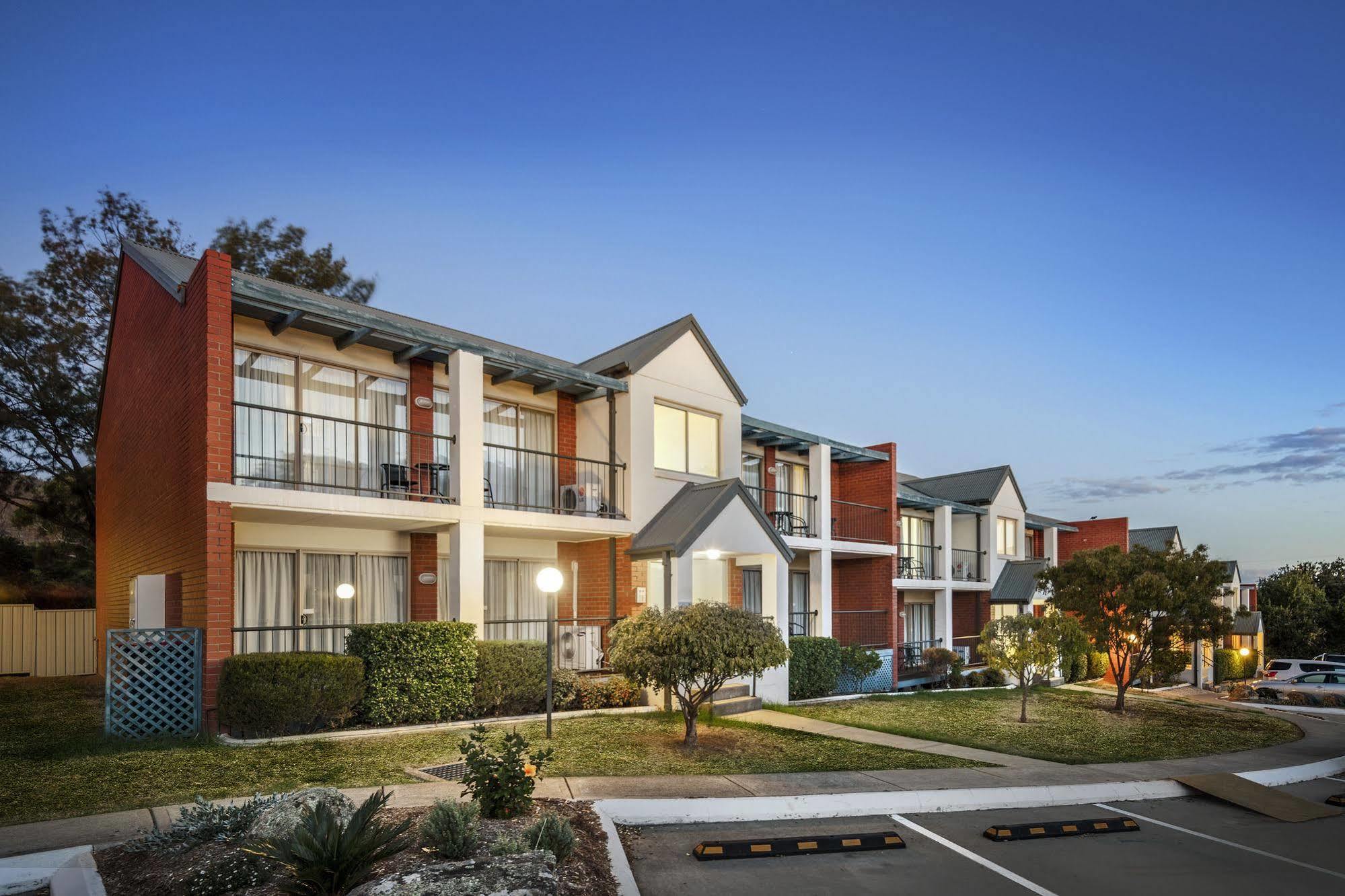 Quest Tamworth Aparthotel Exterior photo